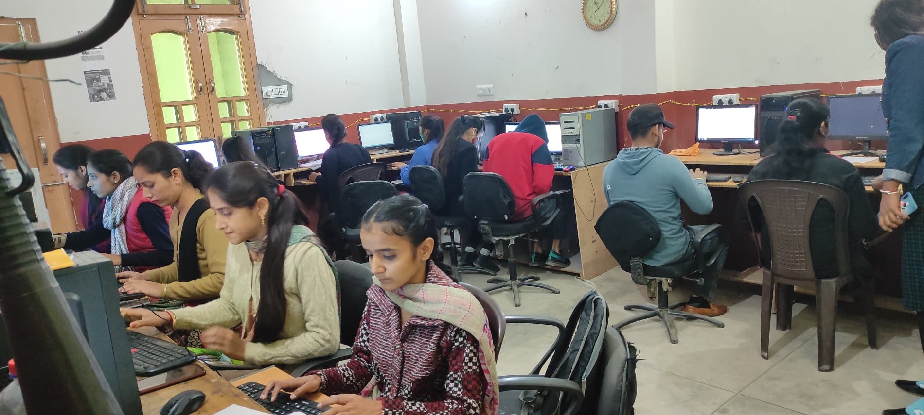 Computer lab at Sheetla Institute